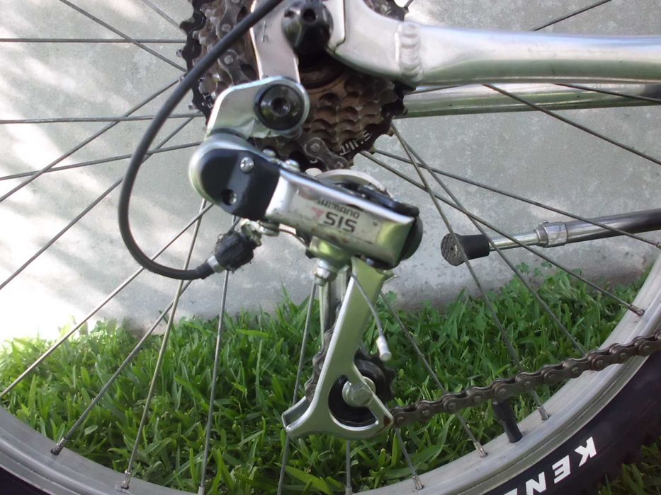 Bicicleta Astro em aluminio