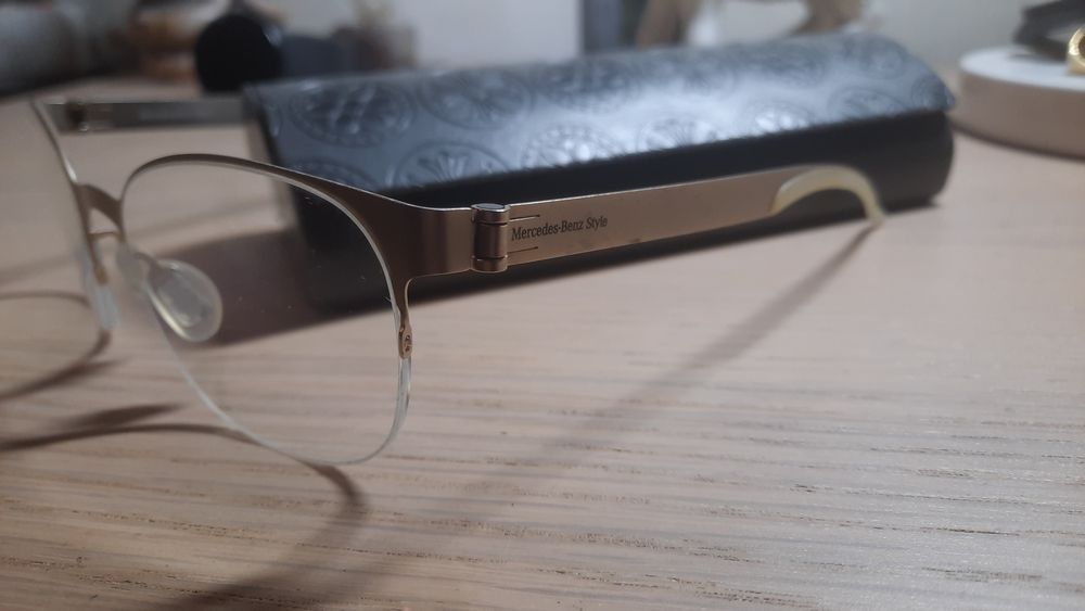 Óculos Mercedes-Benz style