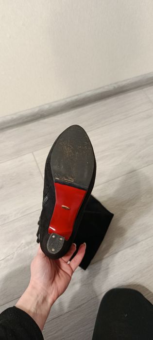 Чоботи-ботфорти на підборах