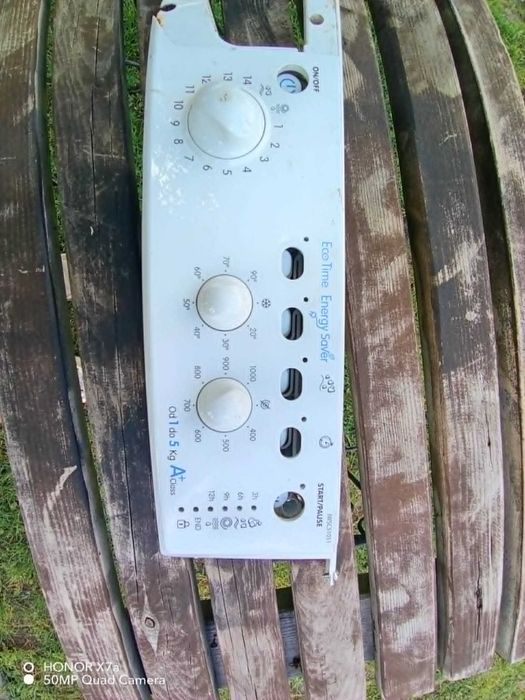 Panel sterujący pralki Indesit IWSC51051