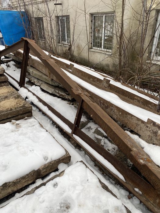 Двотавр 60/23/12м з вісової. Труби ферма 12м