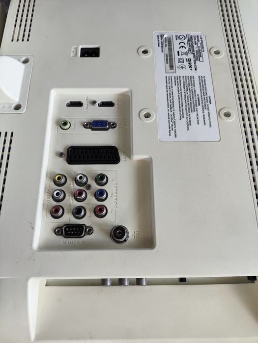 Telewizor SHARP 19 cali