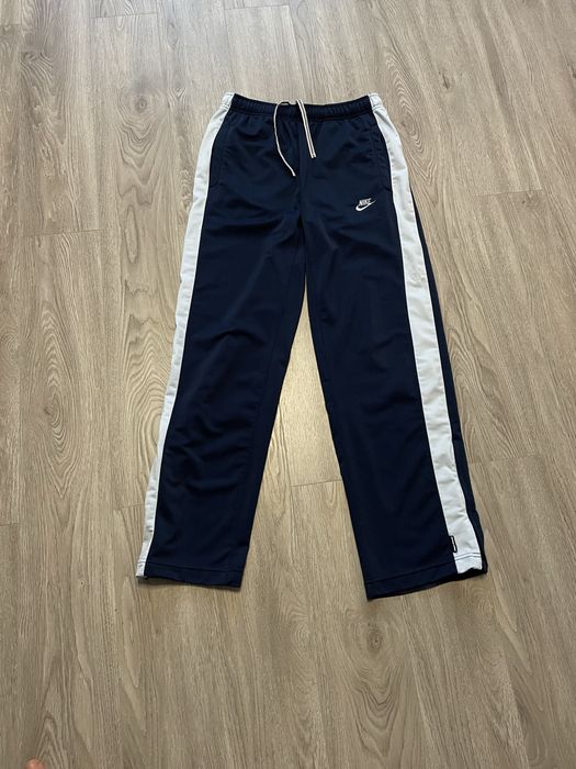 Спортивні штани Nike