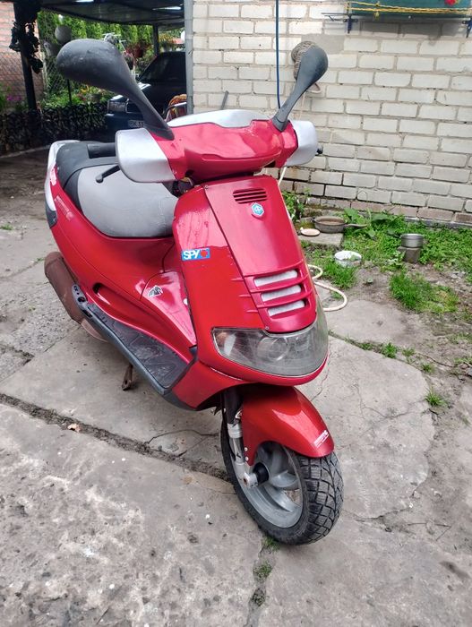 Скутер Piaggio 2009року