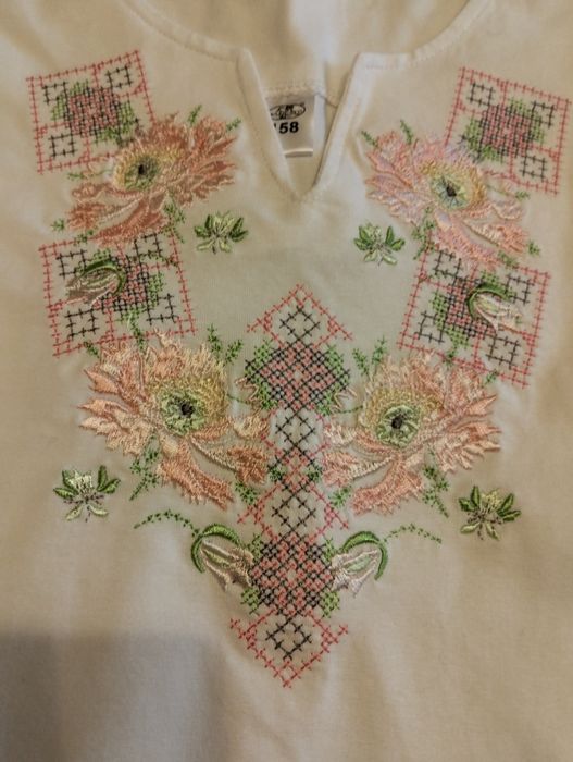 Трикотажна вишиванка