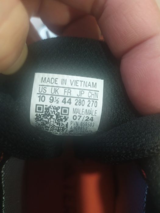 Adidas Terrex AX4 gore-tex mid.