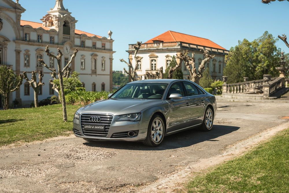 Audi A8 3.0 TDI DPF clean quattro tiptronic