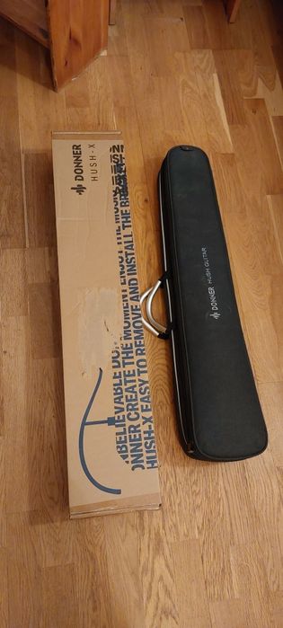 Donner Hush X podrózna gitara elektryczna headless + pokrowiec