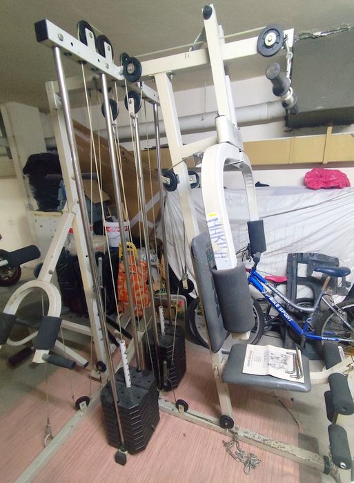 Máquina de musculação 32 funções