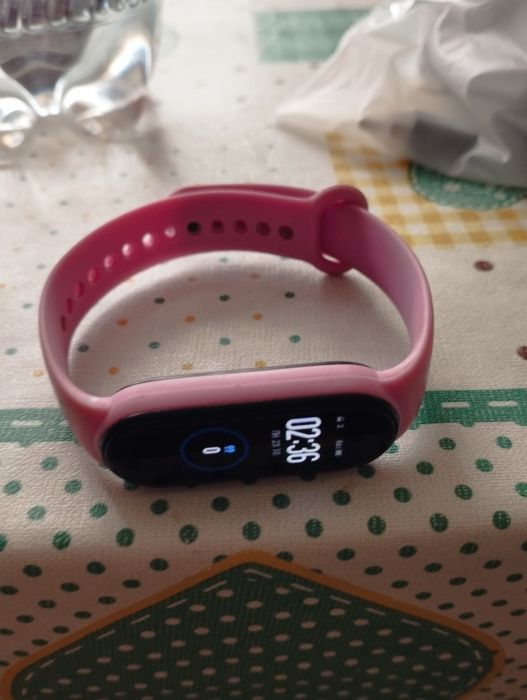 Фитнес браслет Xiaomi band 5