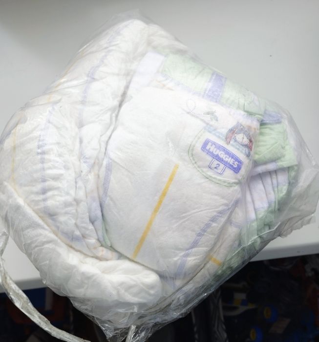 Підгузки Huggies  2