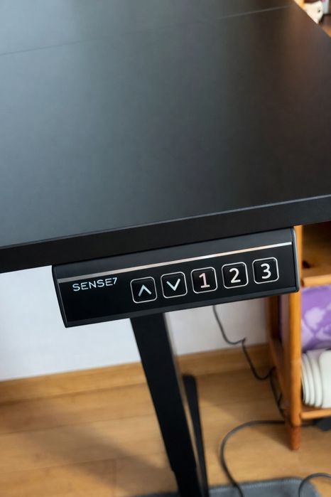 Biurko gamingowe  elektryczne z regulacją wysokości 120×60 cm, zakres