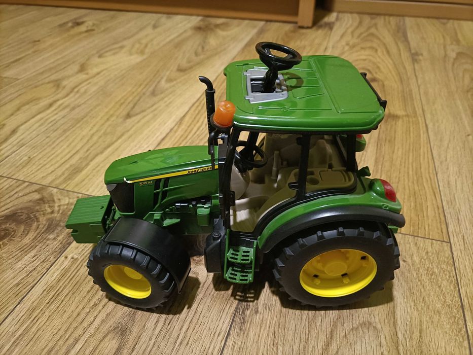 Bruder John Deere 2347-01 traktor 2014 made in Germany