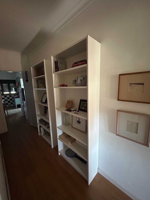 Estantes IKEA BILLY (x2) — Brancas