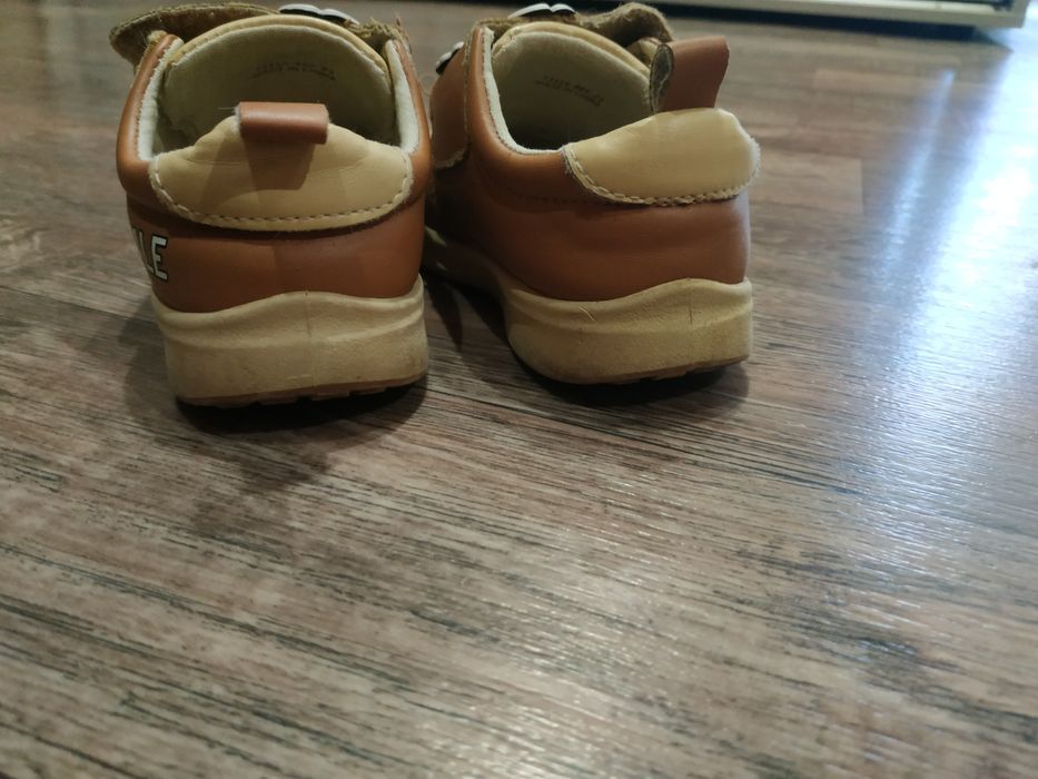 Взуття дитяче розмір 24