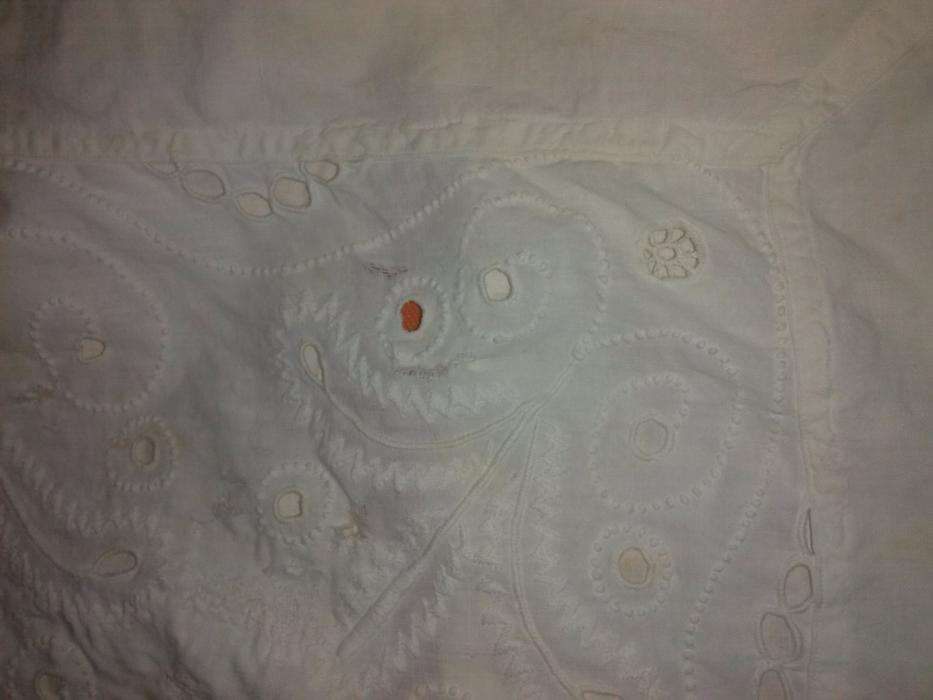 Almofadas antiga bordadas