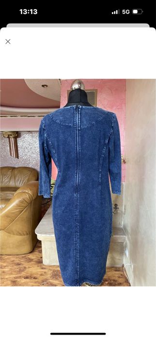 Оригінальна, стильна, стан новоі