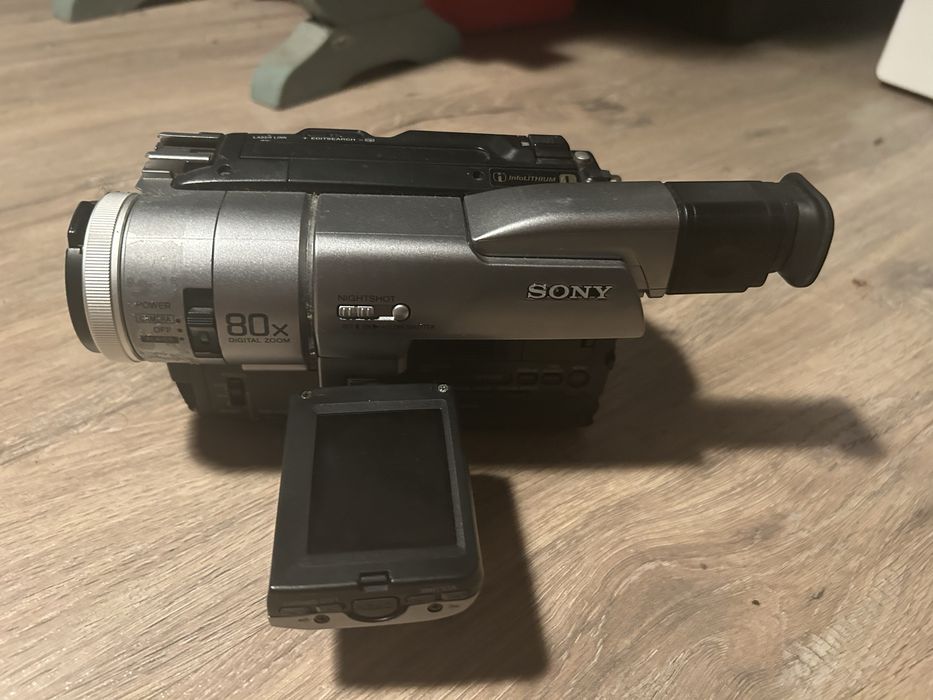 Sony Digital Handycam (Digital8)