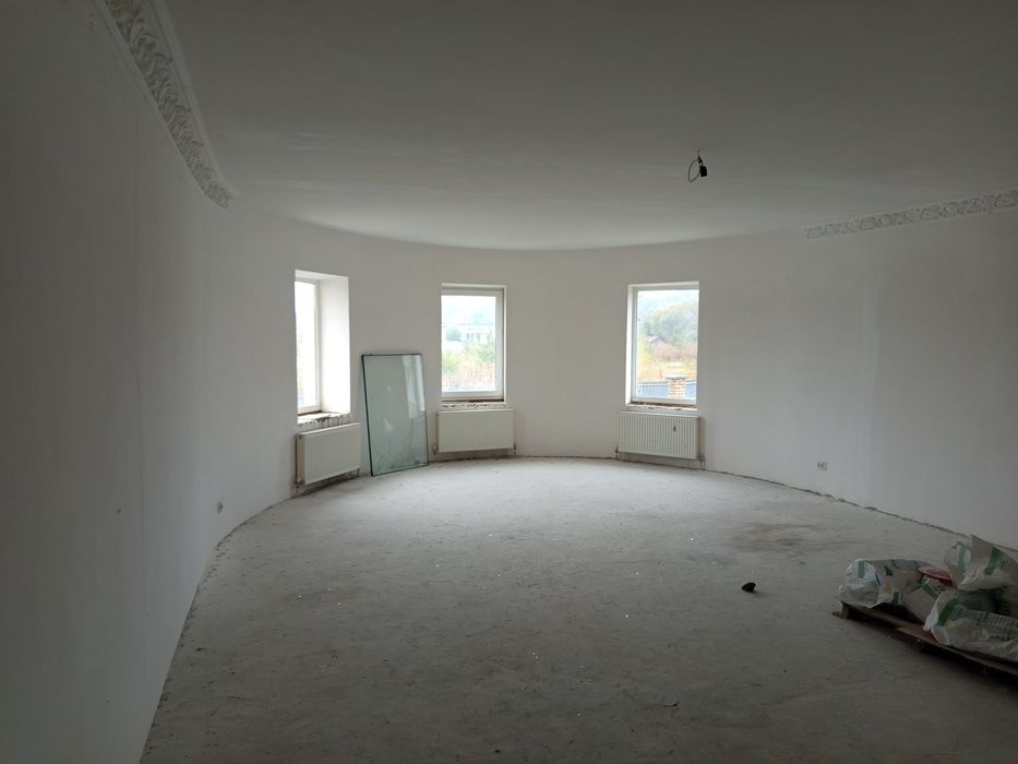 ЦЕНА СНИЖЕНА!! ПРОДАМ часть дома в 100м от пляжа