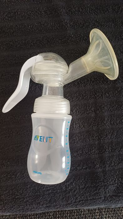Молокоотсос Avent,  бутилочка нова.