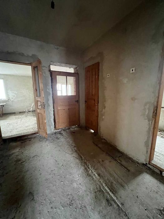Продаж будинку в с. Микитинці
