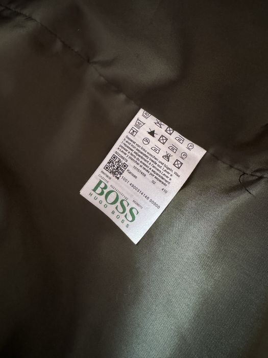 Пуховик куртка Hugo Boss. Розмір S