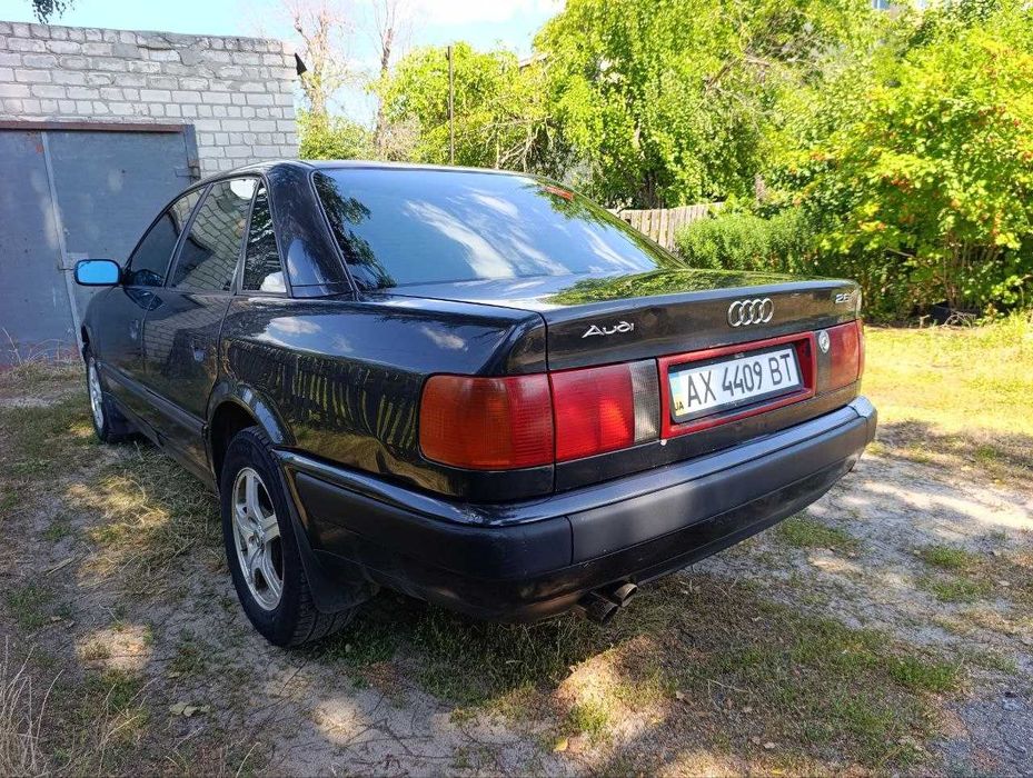 Продам Audi 100 C4
