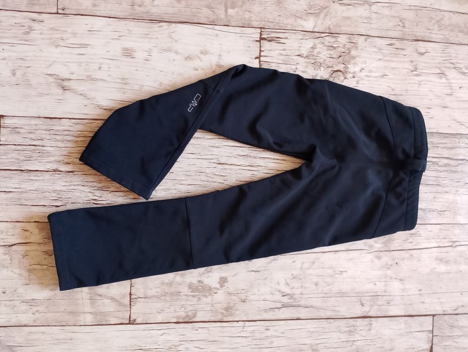 Czarne spodnie trekkingowe Softshell CMP r. 140