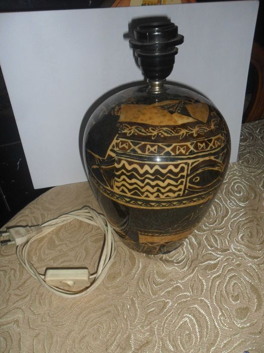 Candeeiro de pé lindíssimo  ETC