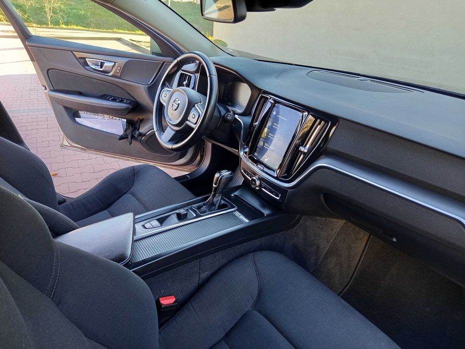 Volvo v60 D3 2019 rok