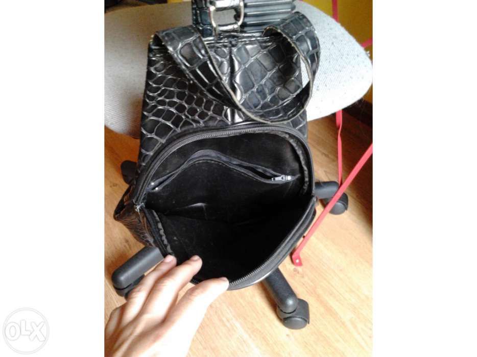Conjunto mala+porta-moedas a condizer