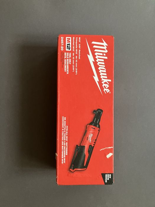 Акумуляторна тріскачка milwsukee m12 3/8 комплект. Аакумулятор, ЗП
