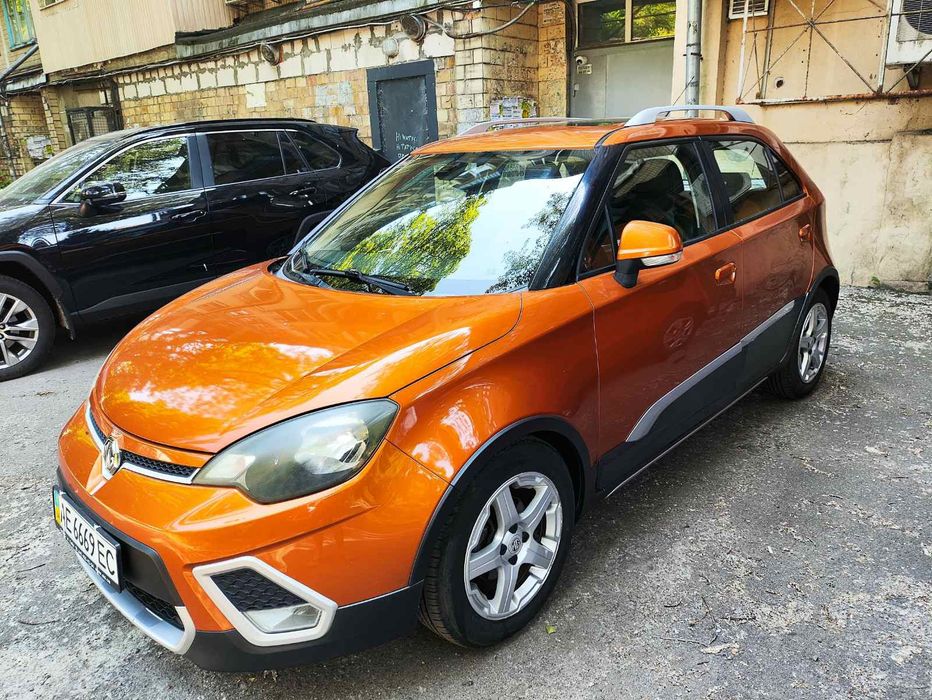 Продам автомобіль MG 3  CROSS