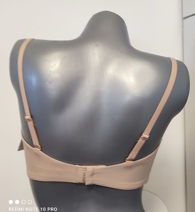 Biustonosz Triumph Stepy Soft 01 WDP push-up rozm.80D.   O754