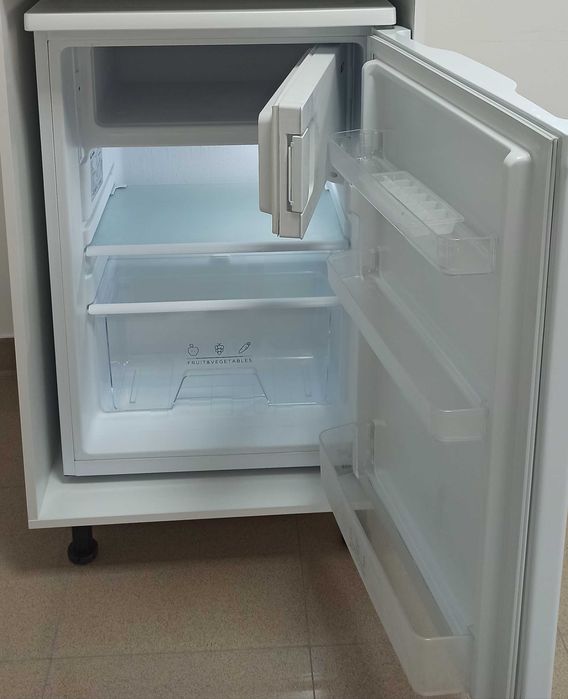 Frigorífico novo