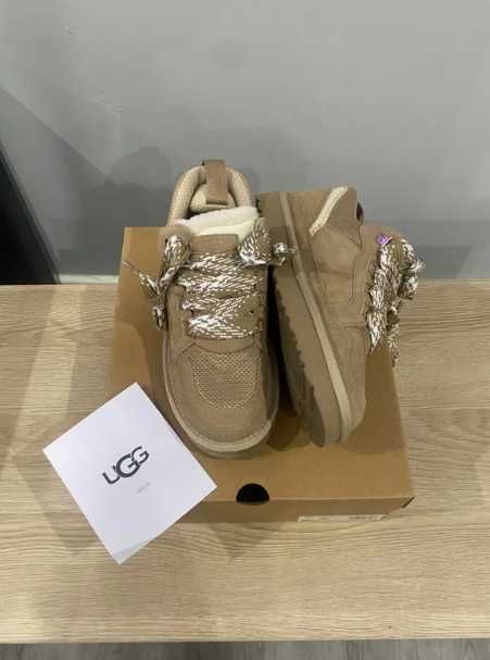 UGG Lowmel Sand R.36