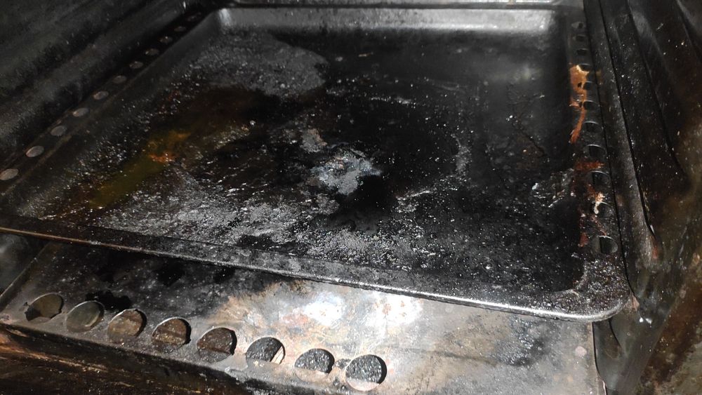 Продам газовую плиту