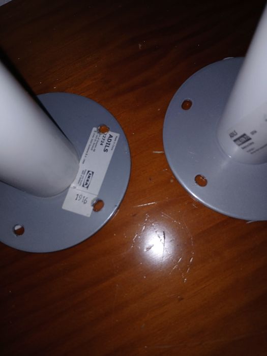 Pernas Adils marca ikea