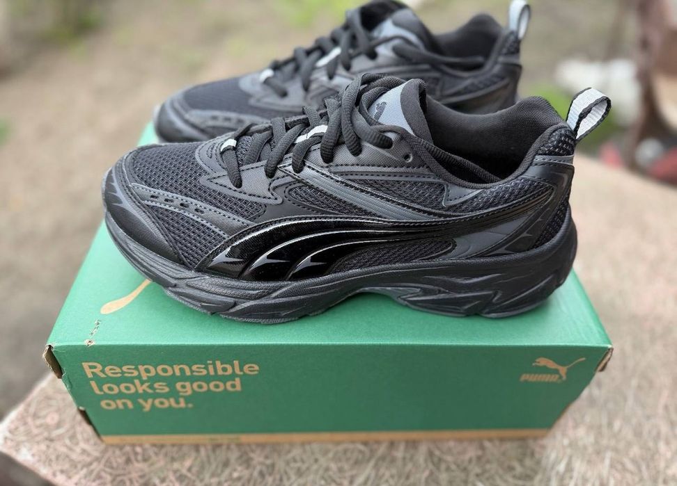 Puma Morphic Base нові кросівки