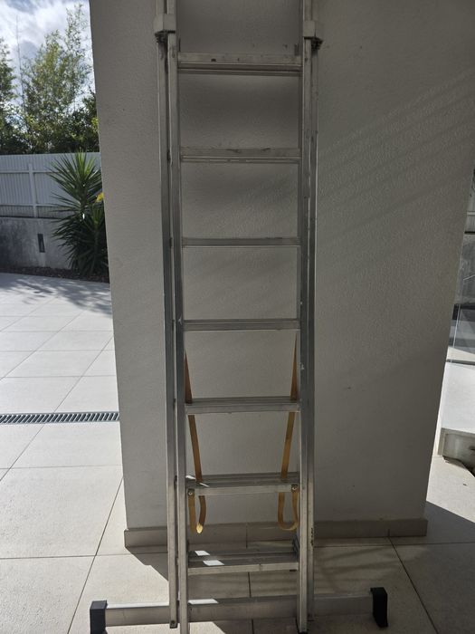 Escadote de alumínio