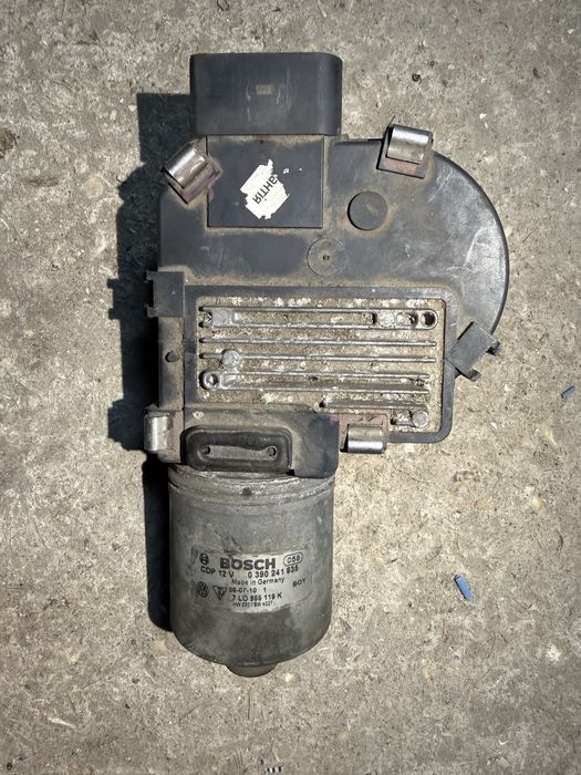 Мотор стеклоочистителя Volkswagen Touareg