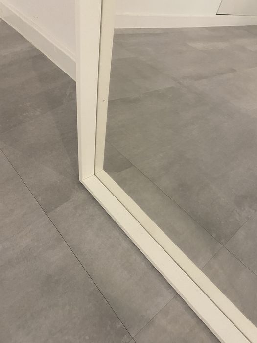 Espelho de Parede Grande com Moldura Branca (149x65 cm)