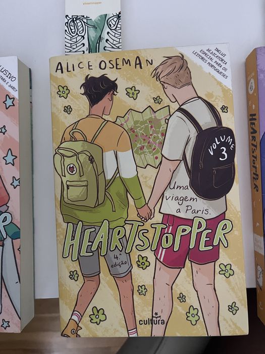 Heartstopper — Alice Oseman | Volumes 1, 2, 3 e 4