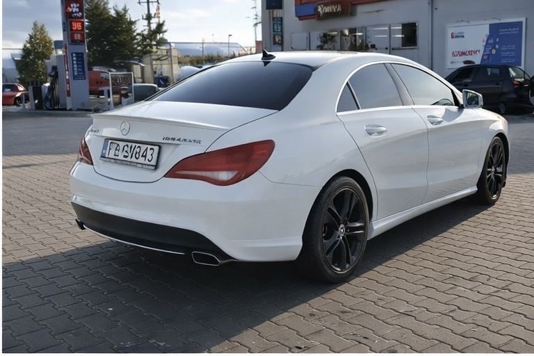 Mercedes Benz Cla 250 4matic