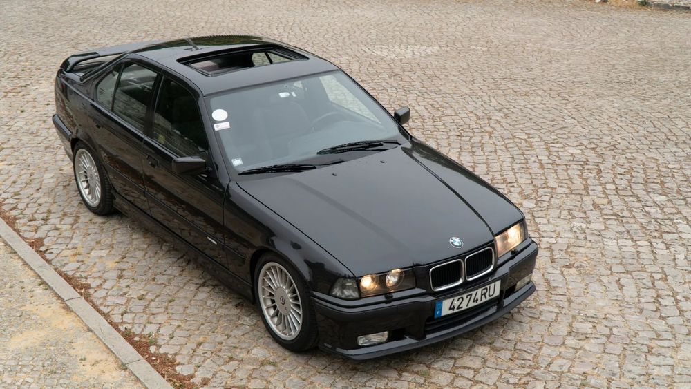 BMW 325 i