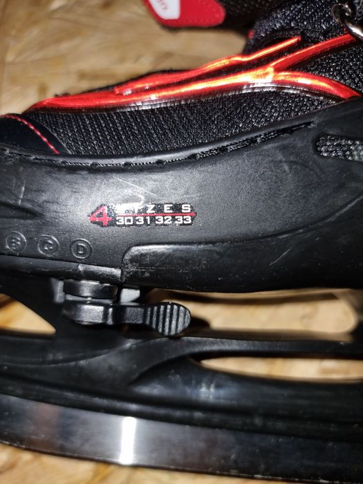 Łyżwy regulowane 30  33