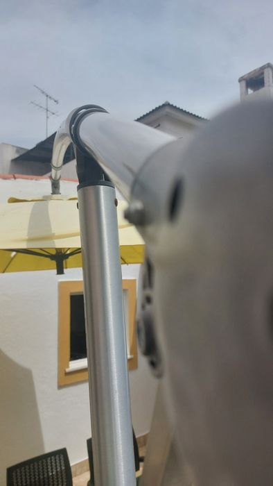 Chapéu de sol para jardim - estrutura em suspensão