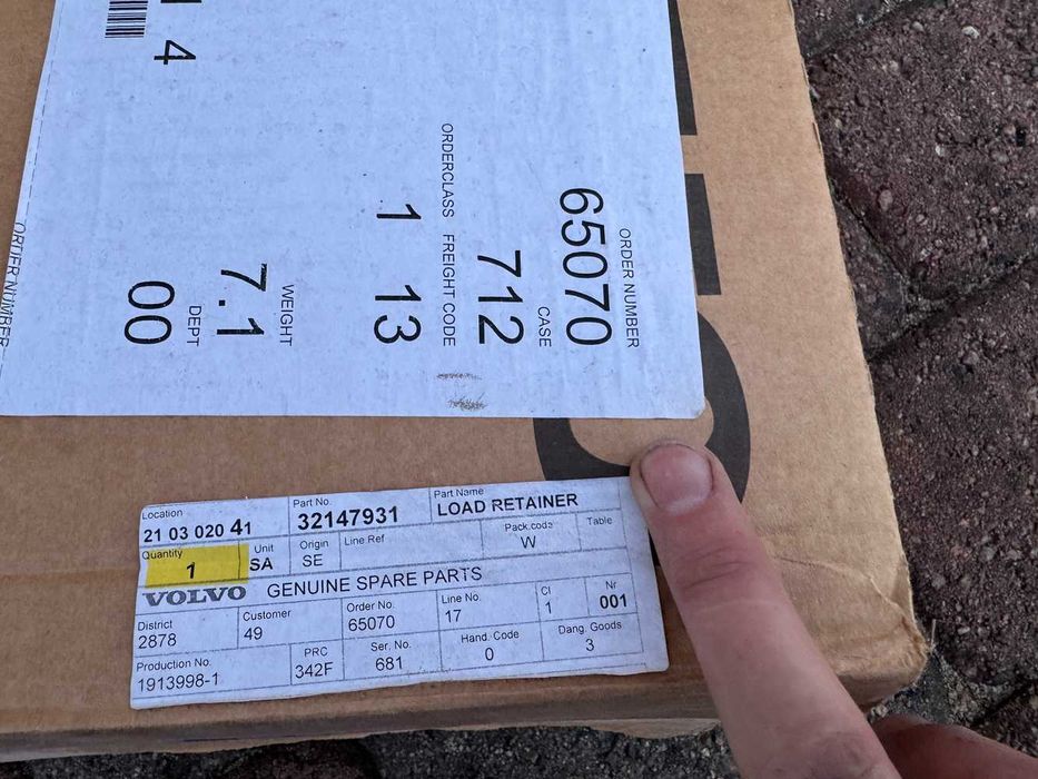 Belki Dachowe Do VOLVO S60 aktualny model oryginalne