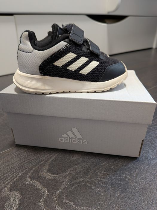 Дитячі кросівки Adidas