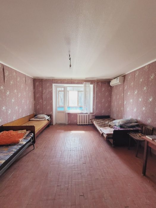 3-х комн. квартира, Даманский, улучшенной планировки, не угловая, не проходная, всё рядом